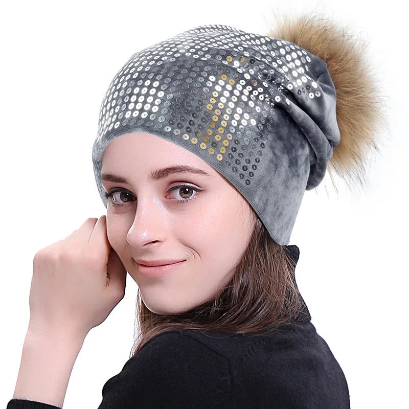 

Женская бархатная теплая плотная шапка бини головной убор для взрослых с Блестками Помпон из натурального меха енота 15 см шапка с черепом ж...