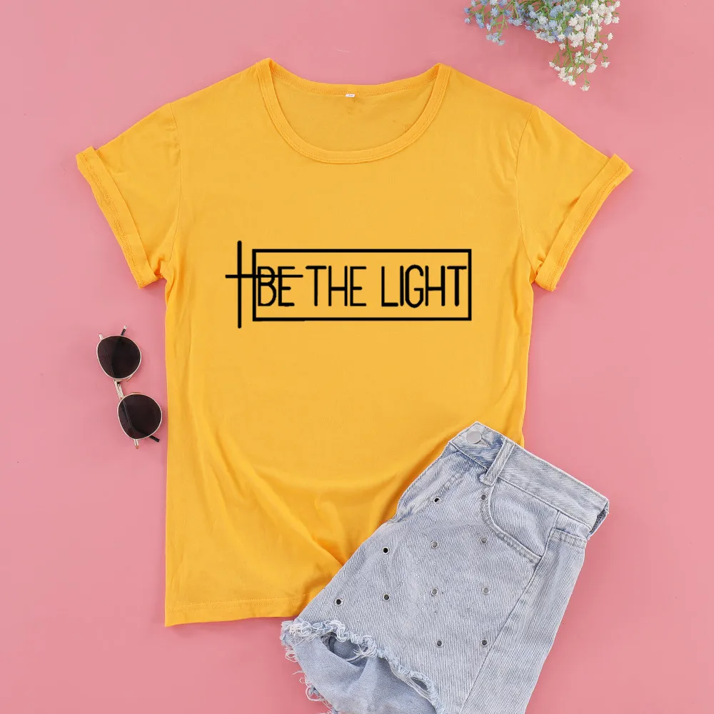 

Черная хлопковая Футболка с круглым вырезом и надписью Be The Light