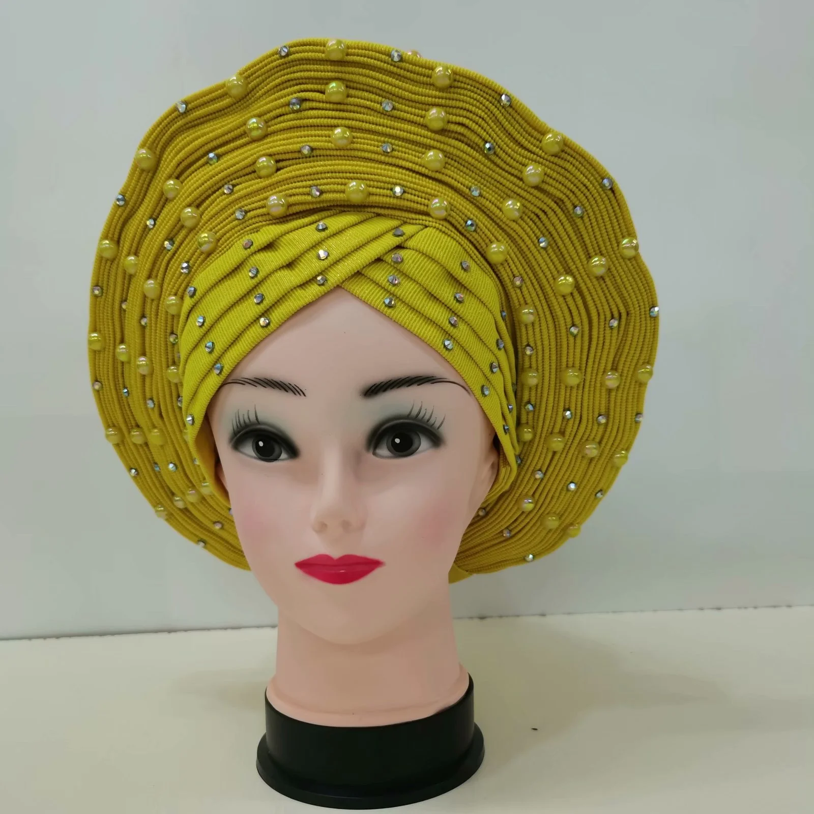 

Новый стиль, нигерийский желтый тюрбан Gele Headtie Aso Oke Gele уже изготовленный Auto Gele Aso Ebi, Африканский тюрбан с цветными бусинами