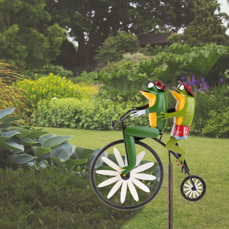 

Vintage Wrought Iron Frog Riding Bicycle Wind Spinner with Standing Rod Animal Motorcycle Garden Pile Windmill for Statue H051