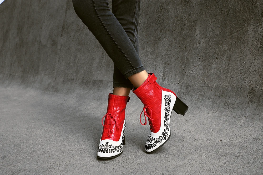 Retro Printed Booties Leather Women Ankle Boots Embroidery High Heels Casual Woman Shoe Zipper Vintage Female Footwear Boot 37