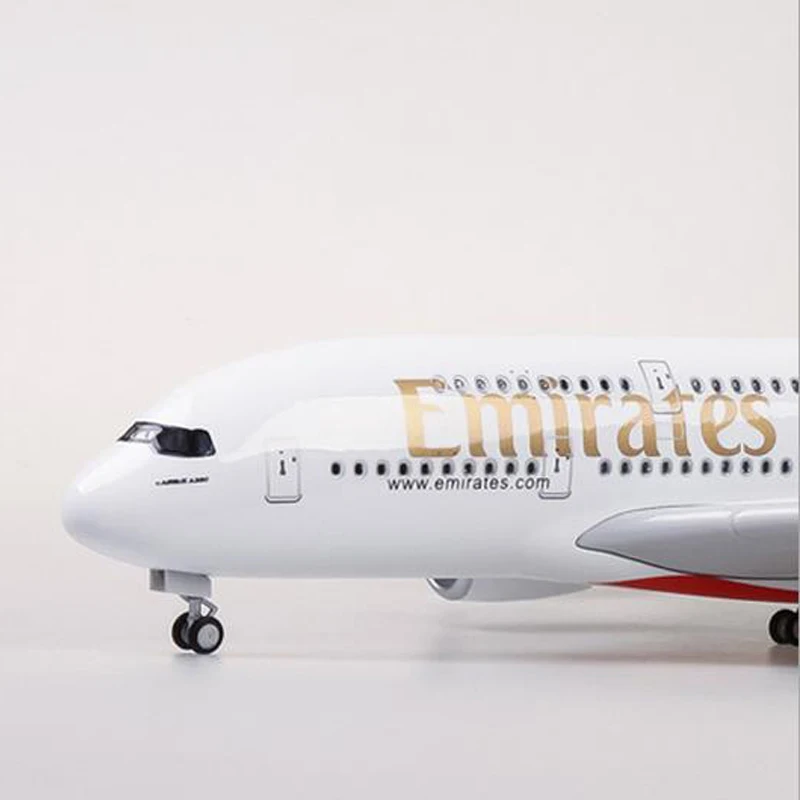 

1:160 Scale Airbus A380 EMIRATES Airline Airplane Model Aircraft Model with Light Wheel Diecast Plastic Resin Plane Toy 45CM
