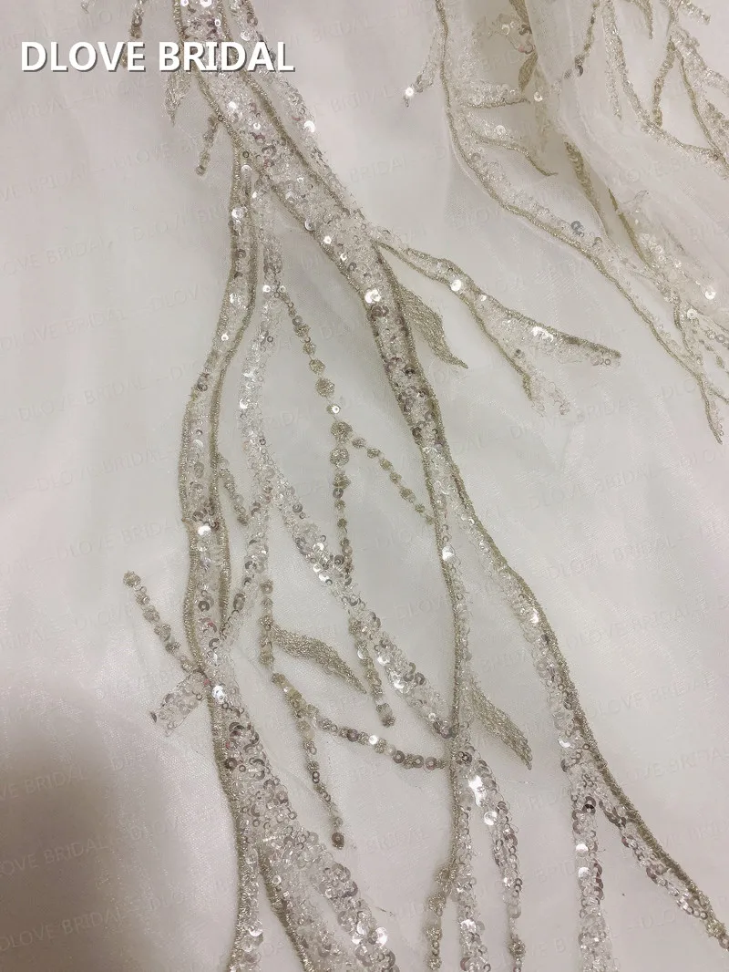 Limited Time Promotion Luxury Ball Gown Wedding Dress Long Sleeve Bridal Gown with Unique Lace Appliques