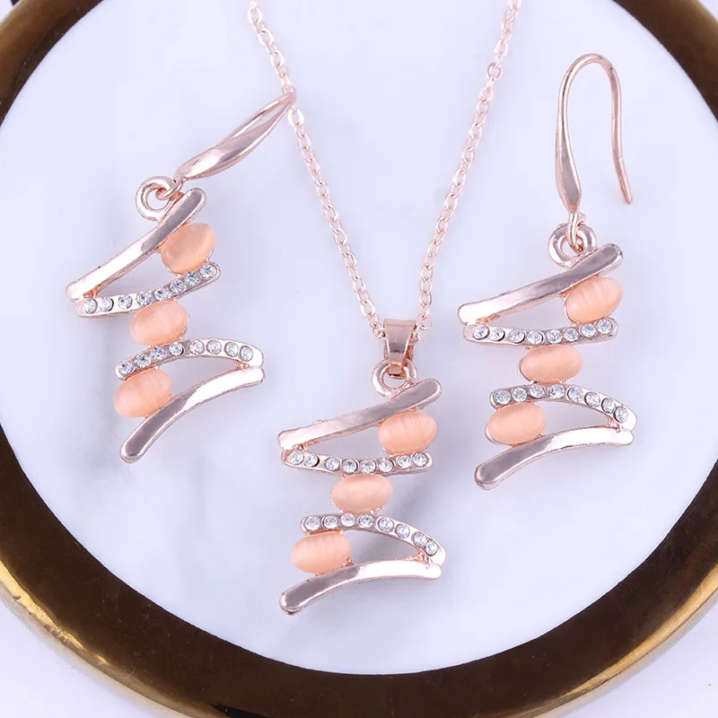 

DSHOU111 Fashion new sTSHOUle zircon geometric suit woman metal parTSHOU crystal necklace earrings jewelry set Gift Link