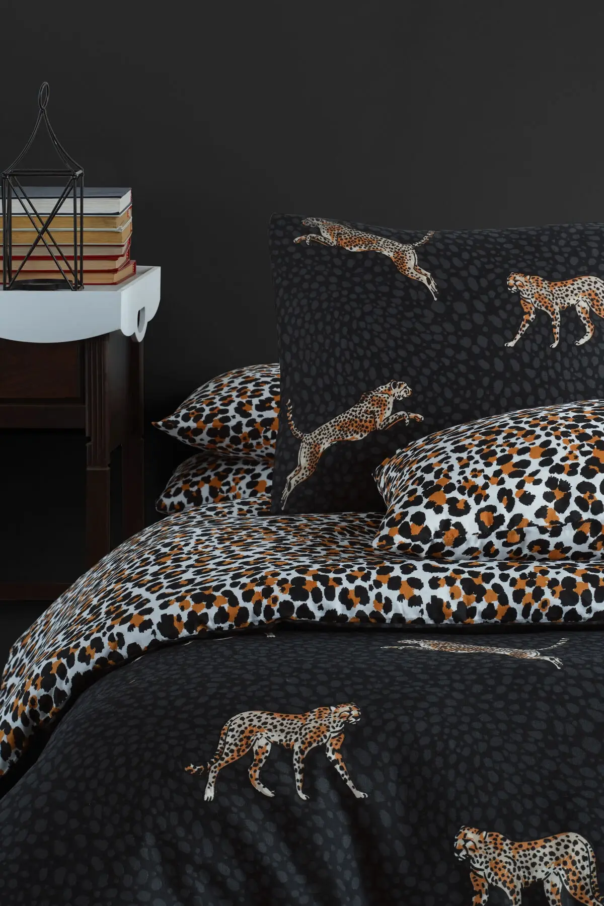 Комплект постельного белья с наволочкой пододеяльником и простыней 2021 | Дом сад