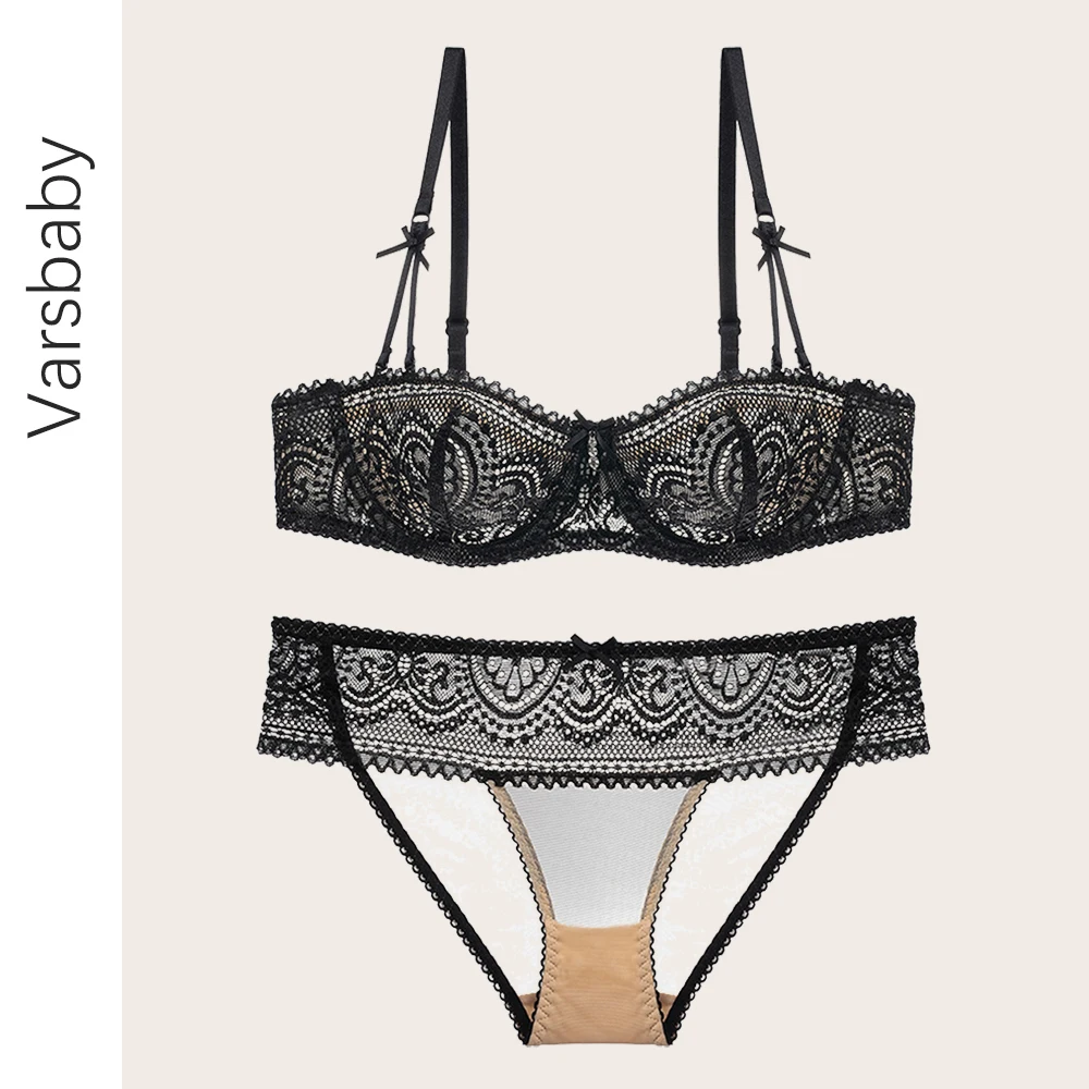 Комплект женского нижнего белья из бюстгальтера пуш-ап без подкладки и трусов |