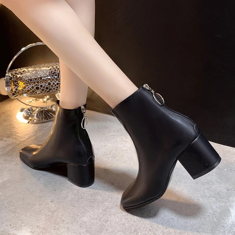 Новинка сезон осень-зима женские ботинки Цвет черный бежевый ботильоны на