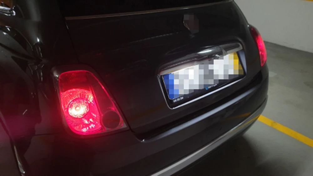 Canbus Белый светодиодный номерной знак огни для Fiat 500 500C 2009- OEM: 51800482