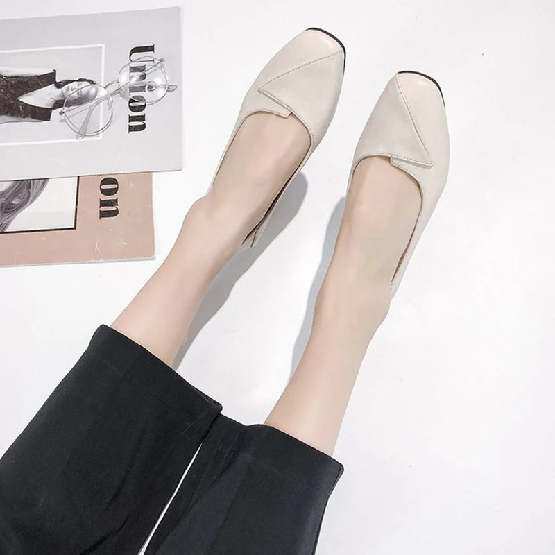 

Ladies High Heels Female Autumn Thick-heeled Simple Leather Shoes Mature Woman Shallow Mouth Round Toe Professional Work Shoes