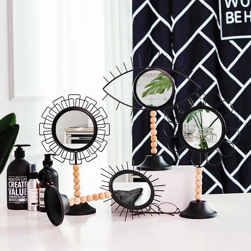 Зеркало для макияжа круглое Золотое в скандинавском стиле декоративная