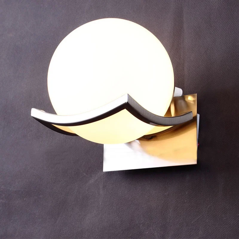 

Бесплатная доставка уникальный творческий металлический Стекло шар настенный светильник светодиодные Настенные светильники для прохода ...