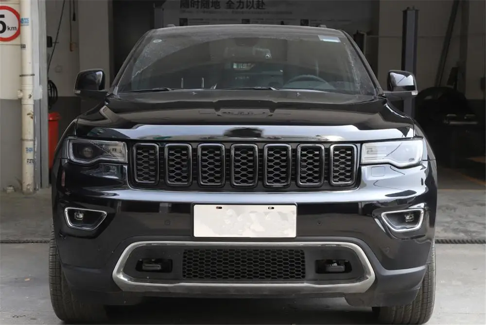 Передняя решетка украшения накладка отделка наклейка для Jeep Grand Cherokee 2017 2018 2019 2020