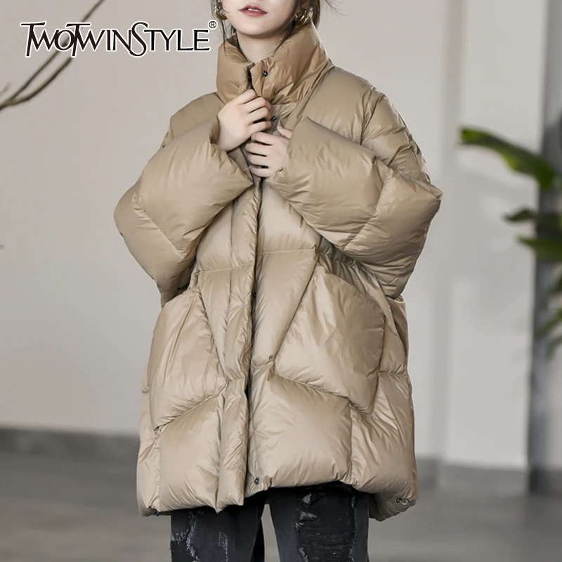 

TWOTWINSTYLE Solid Patchwork Pocket Down Coat Female Lapel Long Sleeve Fashion Temperament Coats For Women Autumn Style 2021 New