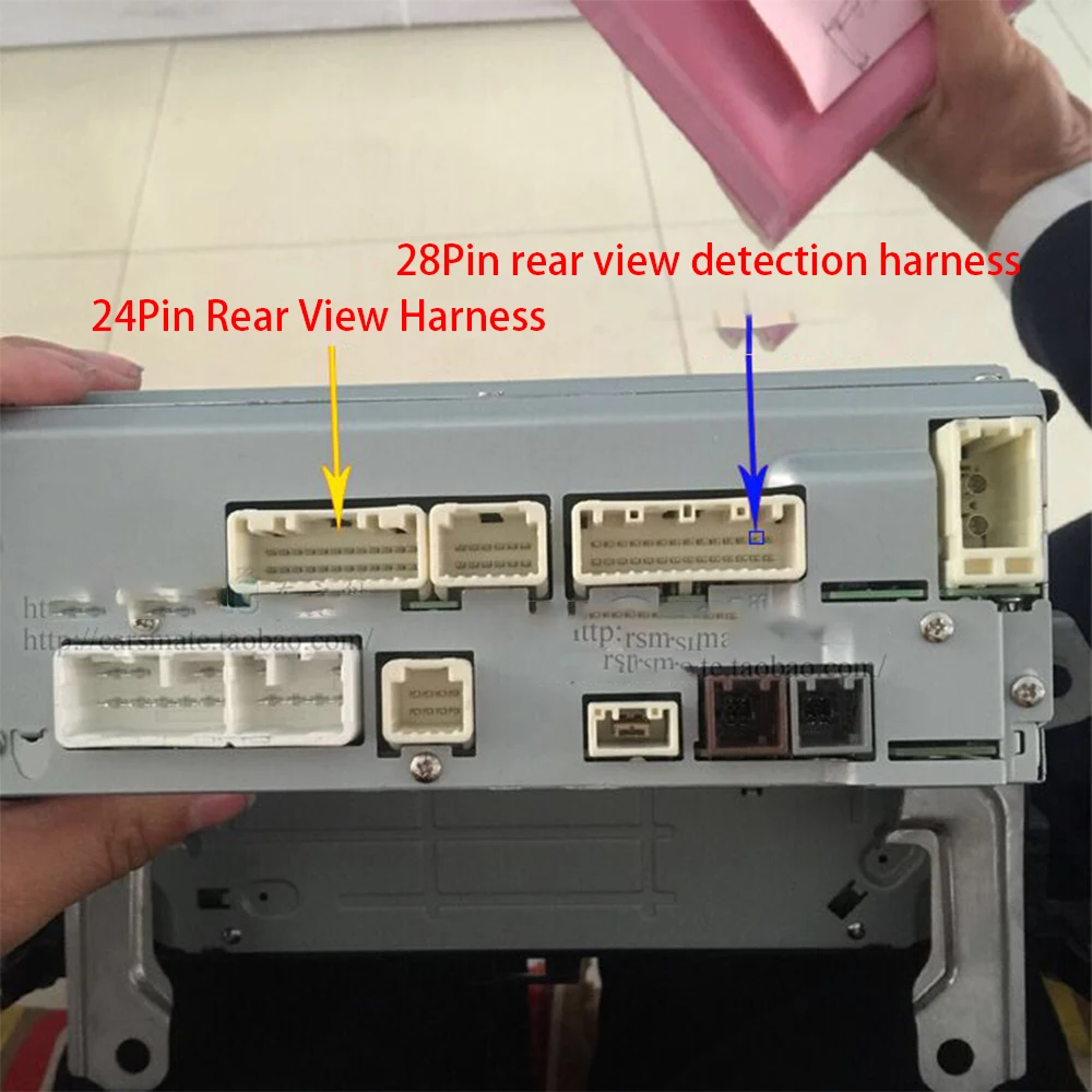 

Car Rear View Backup Reverse Camera Adapter RCA Cable for Toyota Corolla E170 E180 2013~2018 Original Factory Screen Video Input