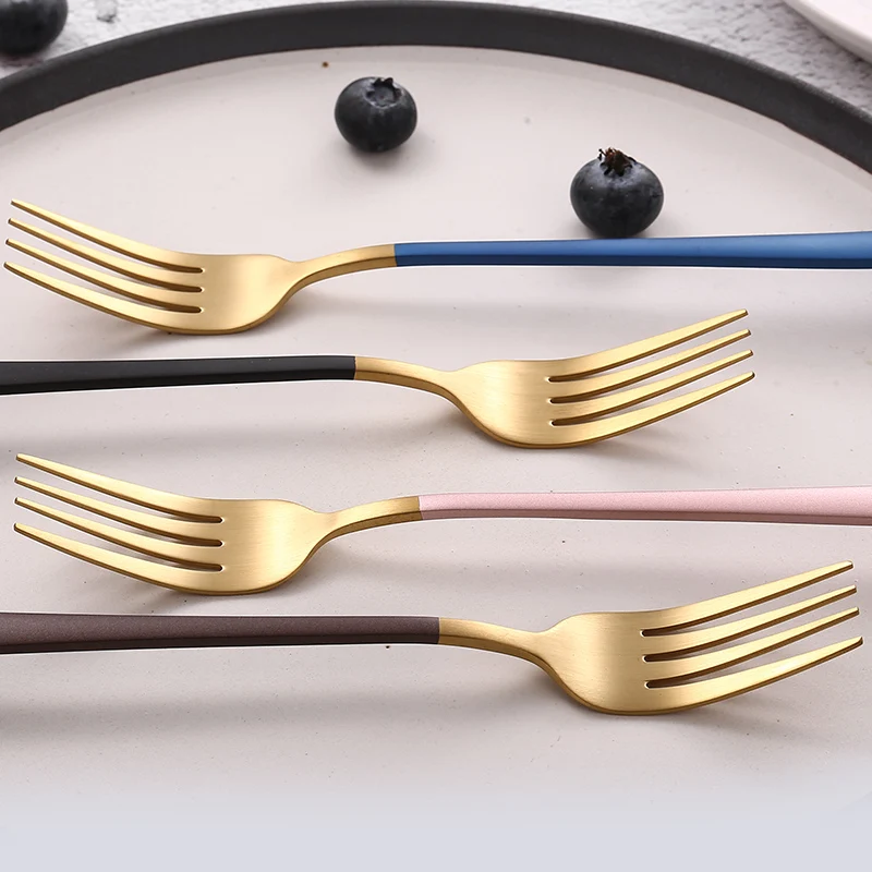 Столовая посуда набор столовый в дорогу для путешествий походный посуды