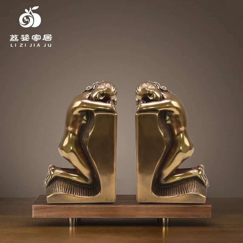 Новый тип медной литейной творческой косметики поместив кусок смолы поделки