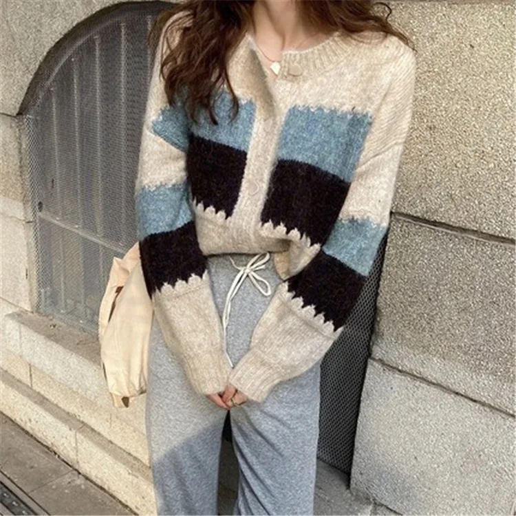 

2021 Autumn New Fashion Small Fresh Color Matching Stripes Retro French Short Sweater Knitted Cardigan Women