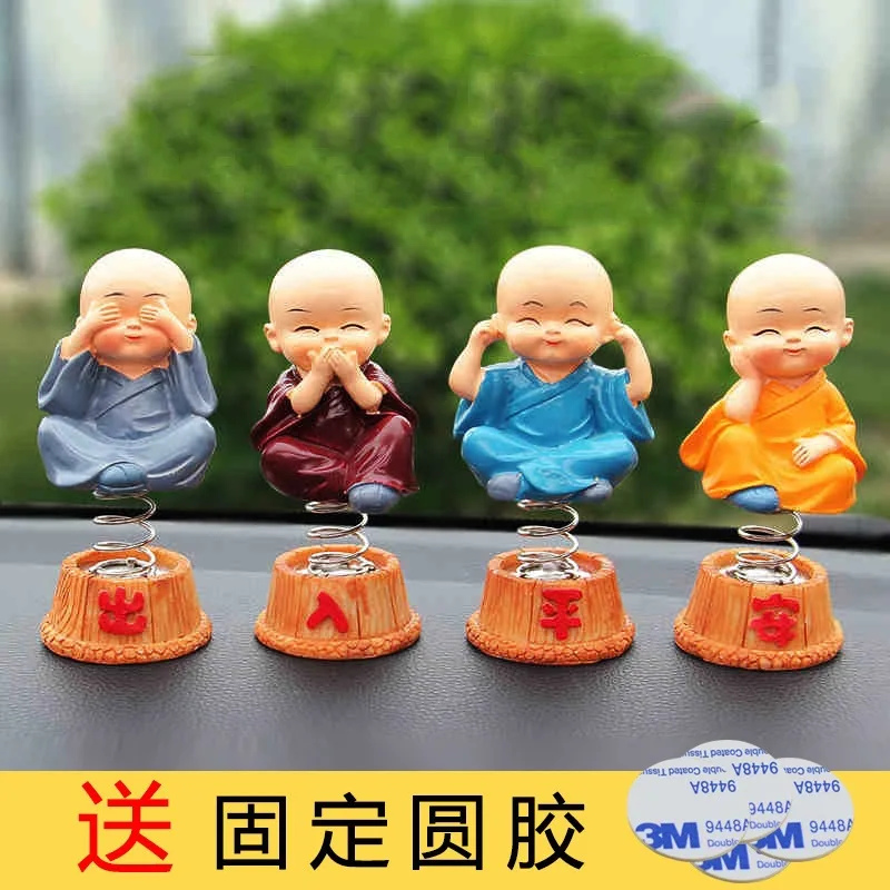 Zen second Buddhist monk car decoration interior straw hat 2 goods and cartoon doll shaman | Автомобили и мотоциклы