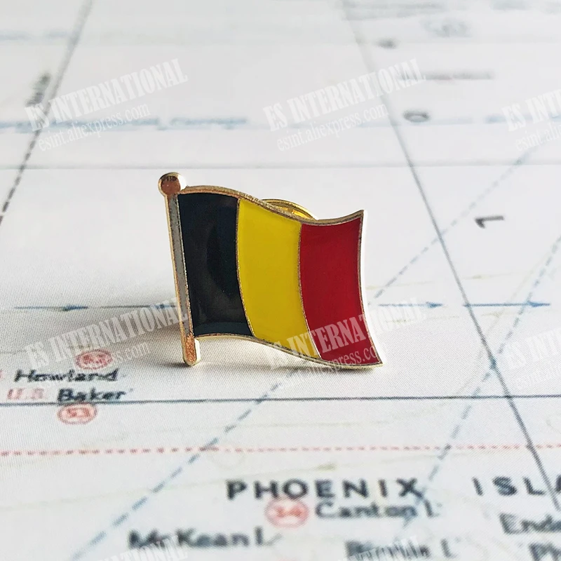 

Брошь флаг Бельгии
