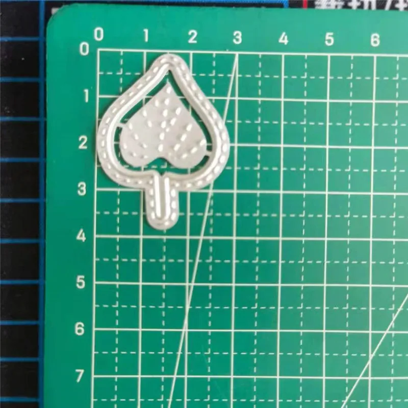 

Love Metal Cutting Dies Stencils for DIY Scrapbooking Decorative Embossing DIY Paper Cards Metal Die Cutters For Scrapbooking