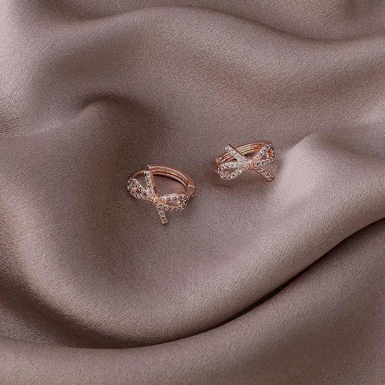 

2021 New Popular Zircon Stud Earrings Creative Bow Small Earrings Campus Jewelry Accessories Ear Rings for Women