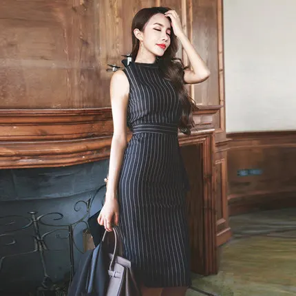 

Spring and Autumn Women's OL dress striped sleeveless waist Po hip dress cloak jacket two-piece suit shawl