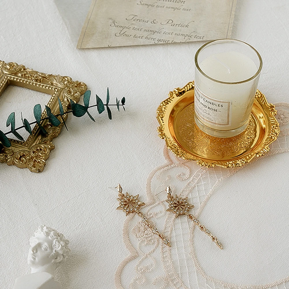 Vintage Gold Carved Tray Storage Plate Photography Props Retro Metal Photo Studio Shooting Background for Cosmetics Jewelry | Дом и сад