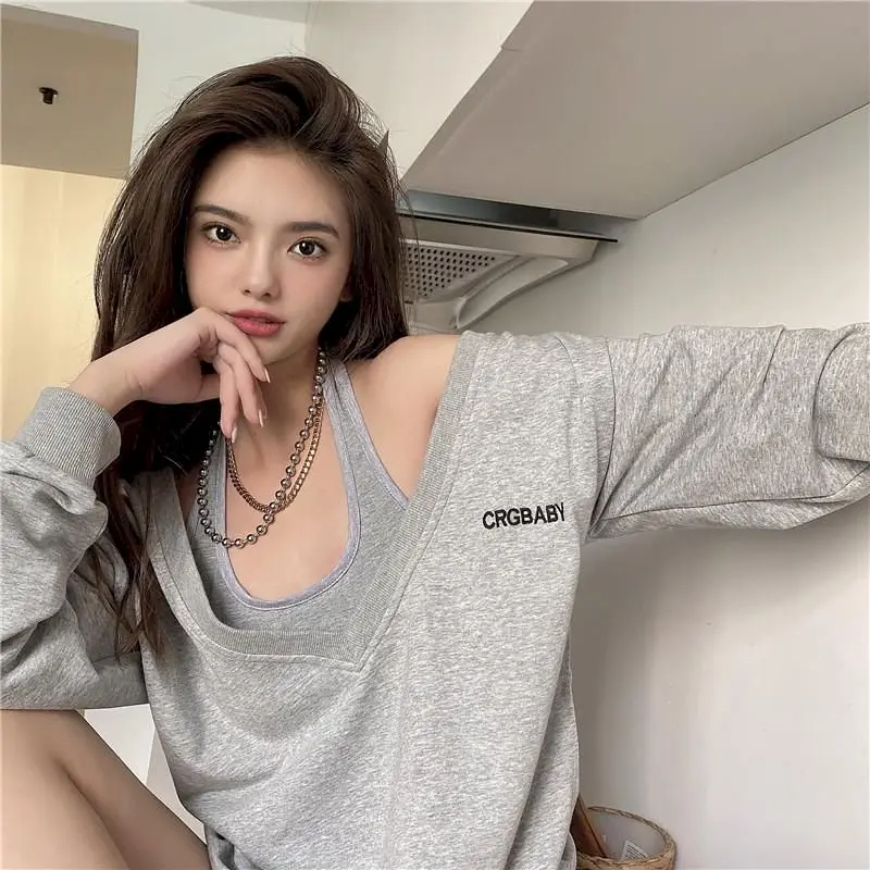 

Autumn V-neck Strapless Long-sleeved Top Hoodie Grey Sweatshirts + Vest Women's Loose Design Two-piece Women Social Distancing