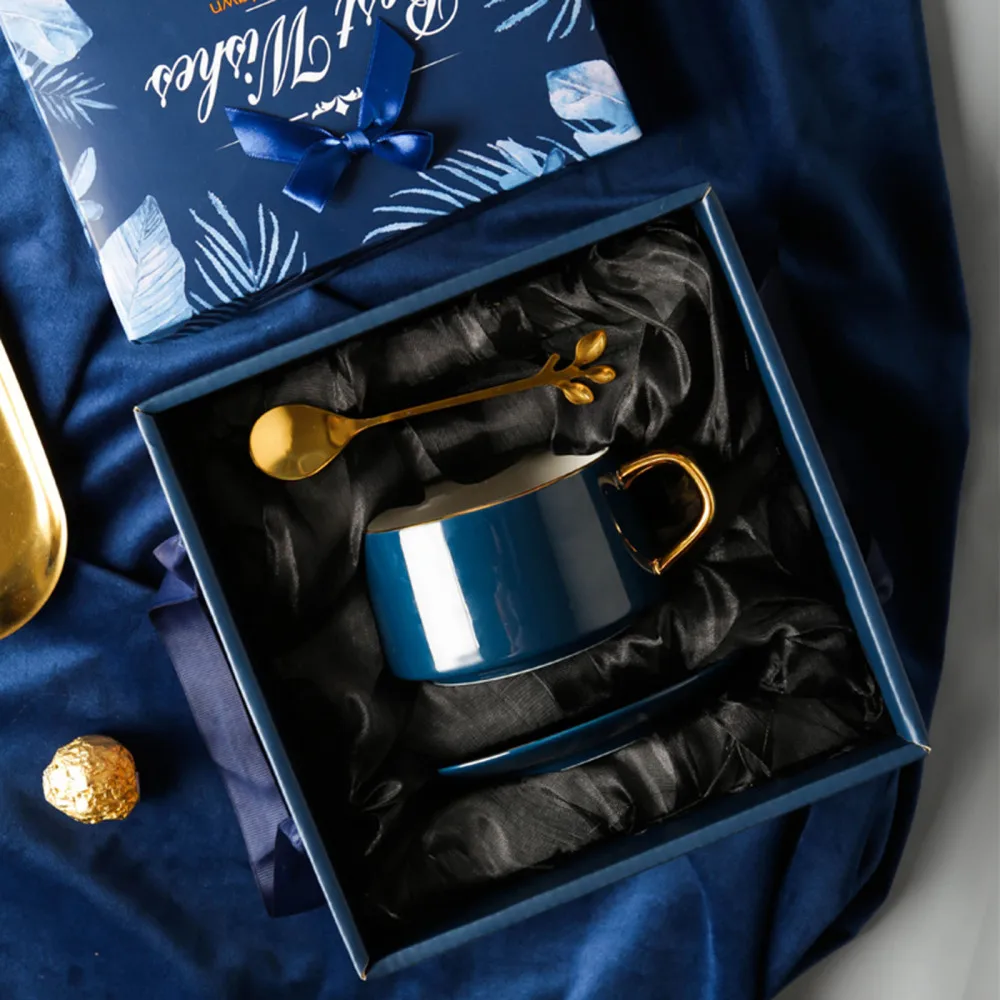 

Набор кофейных чашек, Теплоизоляционный дизайн, винтажный декор, роскошный подарок, Гладкая круглая Удобная глазурованная цветная керамик...