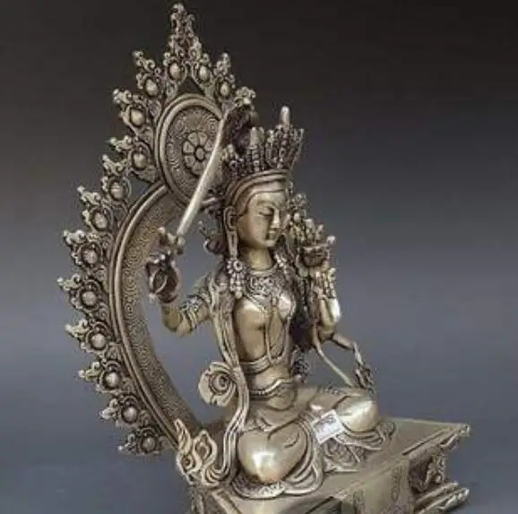 Приблизительная статуя 27 см |