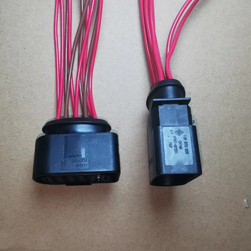 

1J0973735 1J0973835 male and female Auto headlamp plug harness connector for Audi A6L A4L Q5 Q7 Q3 TT A3 A1 A8
