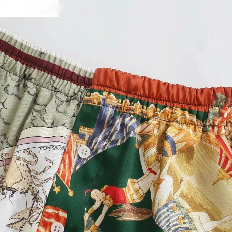 

Women Vintage Totem Chain Patchwork Print Summer Shorts Ladies Streetwear Chic Elastic Waist Satin Pantalone Cortos P1000