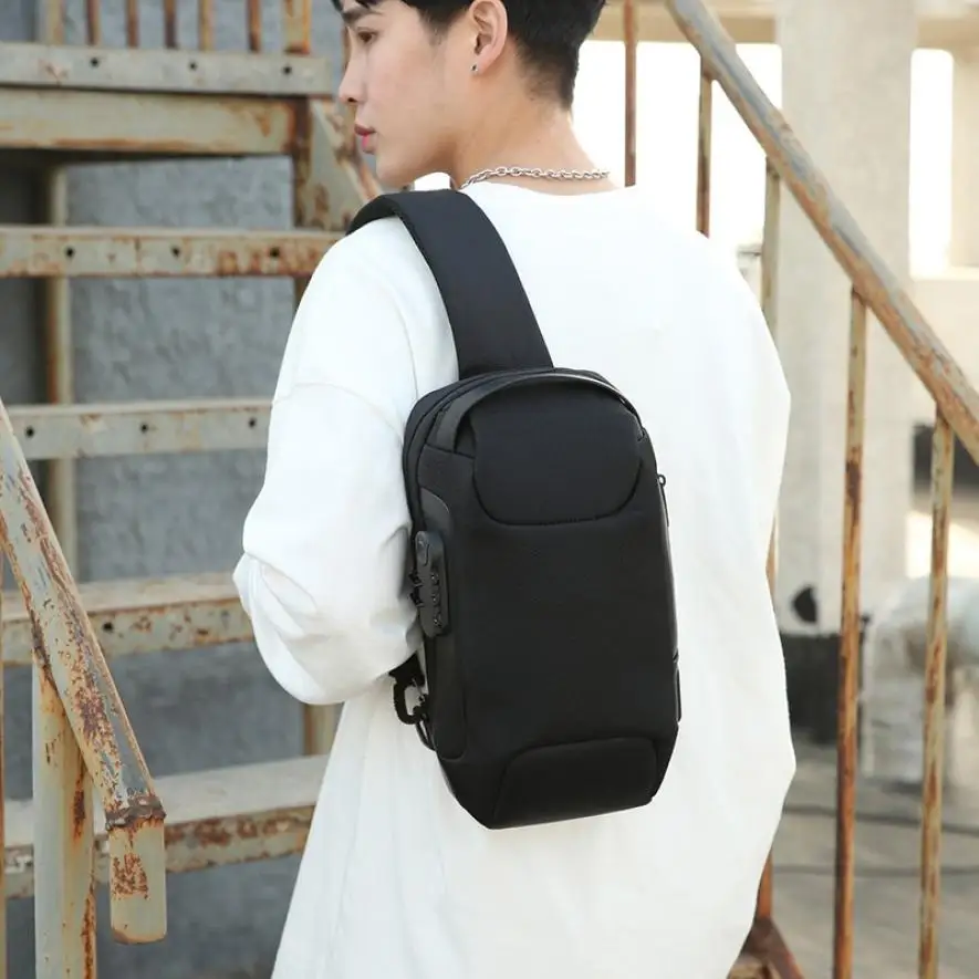 

New motorcycle chest bag Men's anti-theft crossbody bag Waterproof Oxford cloth sports crossbody bag Men's chest bag USB