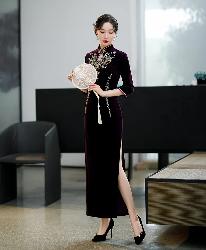 

Винтажное женское бархатное платье-Ципао в китайском стиле, качественное сексуальное платье с бисером, свадебное платье для невесты, прибл...