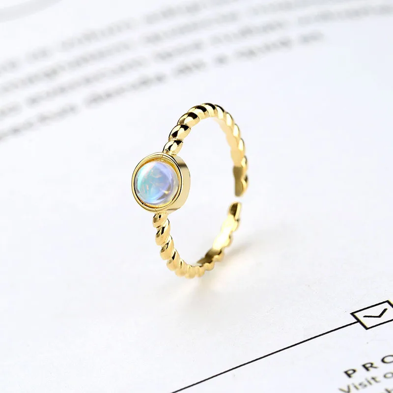 Женское кольцо с лунным камнем из серебра 925 пробы|Кольца| |