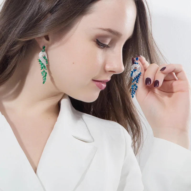 

2021 Fashion New Long Tassel Perforated Stud Earrings High-end Colorful Zircon Stud Earrings Women All-match Romantic Gift