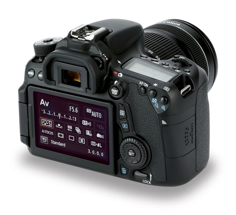 Canon 70D Зеркальный фотоаппарат с объективом 18-135mm | Электроника