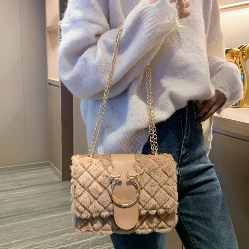 Female Winter Soft Plush Fur Designer Handbag Deer Lock Chain Shoulder Messenger Women Velour Crossbody Bags For Luxury Flap