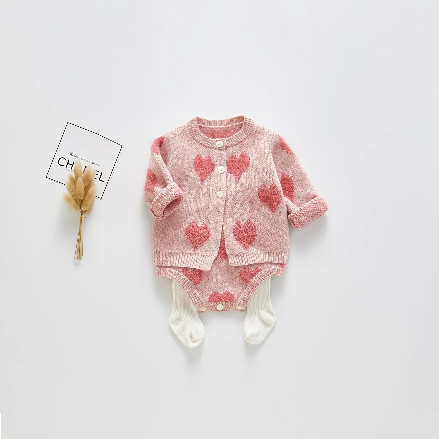 

Комбинезоны с длинным рукавом, короткими рукавами и круглым вырезом