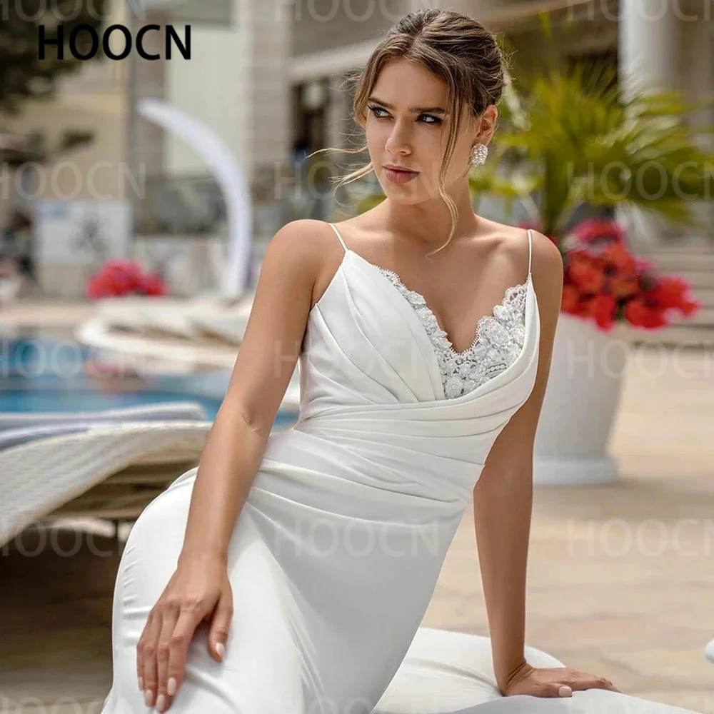 

Женское свадебное платье с V-образным вырезом, кружевом и открытой спиной