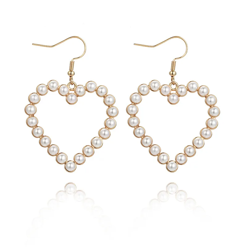 

2021 New Fashion Creative Geometric Love Earrings Temperament Simple And Atmospheric Peach Heart Earrings