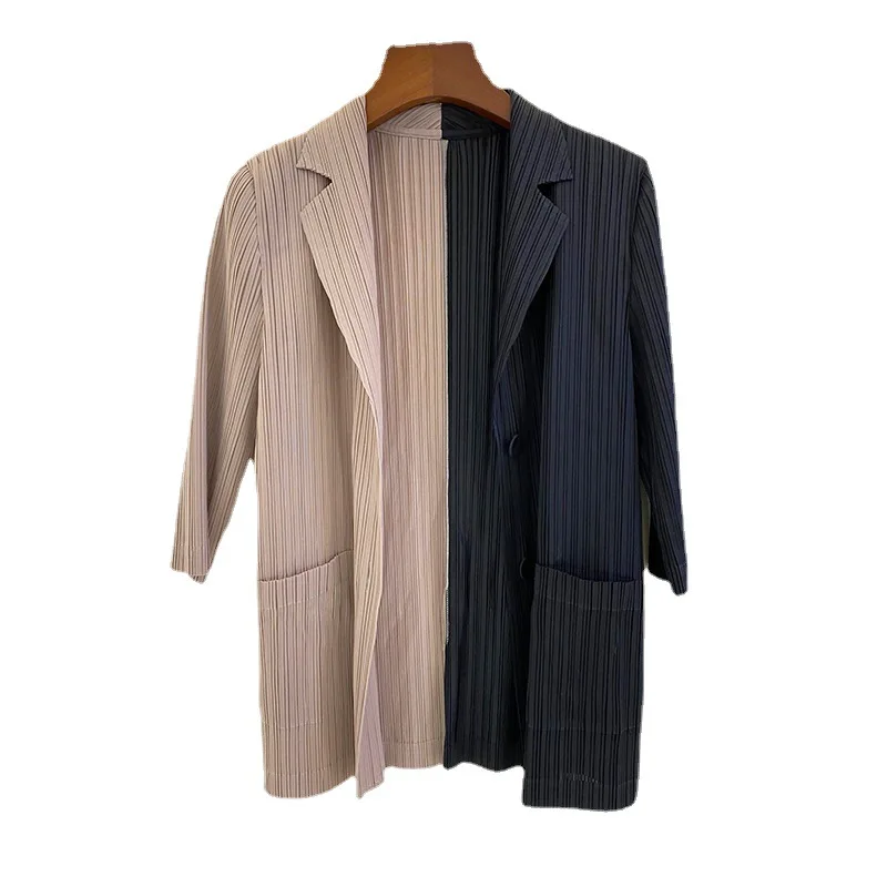 

TVVOVVIN Fashion Pleated Tops Women's Niche Design 2021 Spring And Summer New Contrast Large Pocket Long Sleeve Cardigan 3NCD