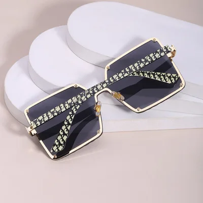 

Big-framed Sunglasses For Women Multicolor Brief Sunglasses Personality Comfortable Rimless Glasses 2021 New Exquisite Style