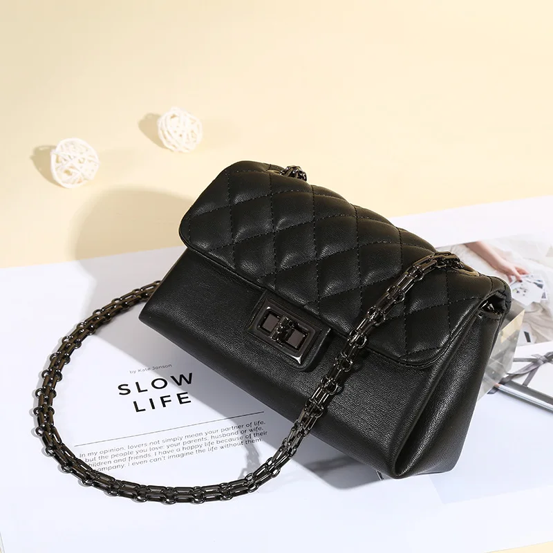 

Vintage Leather Handbag Simple Casual Wild Messenger Crossbody Bag XBA01-XBA05