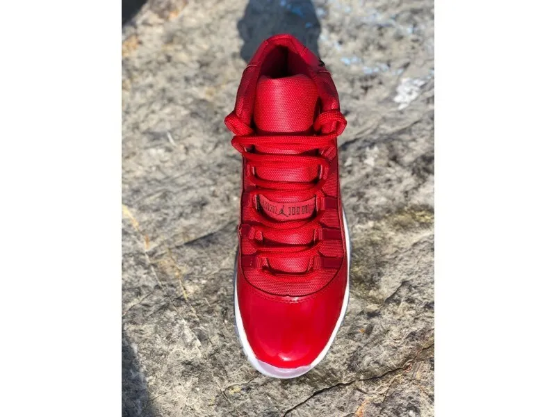 Jordan 11 Ретро Красный