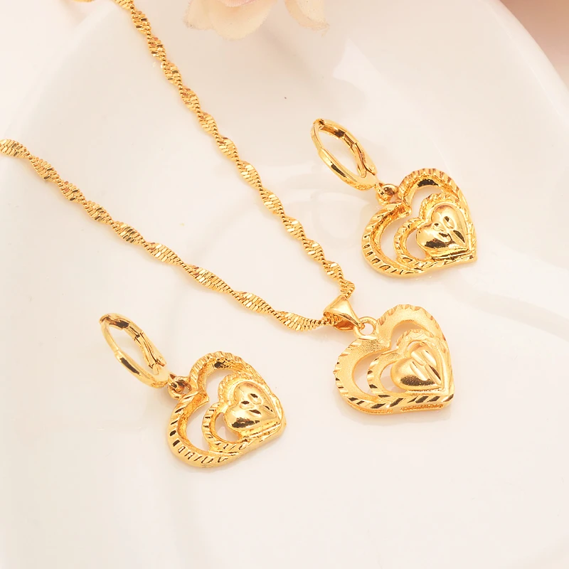 

Gold Color Hollow Heart Earrings Pendant Necklaces Elegant Jewerly Set For Women Exquisite Dubai Arab African Jewelry