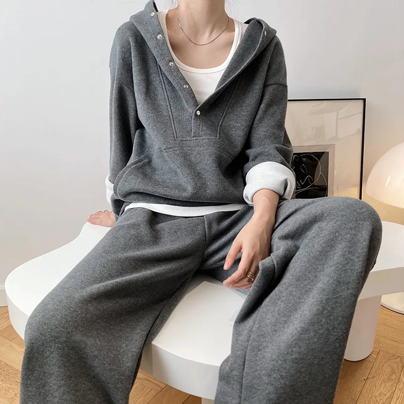 

HLBCBG Autumn Winter Sports Two-piece Suit Khaki Gray Black Hooded Sweatershirt + Casual Elastic Waist Sweatpants Sports Suit