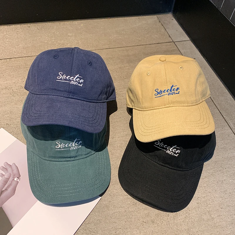 Кепка женская с козырьком мягкая бейсболка надписью в Корейском стиле