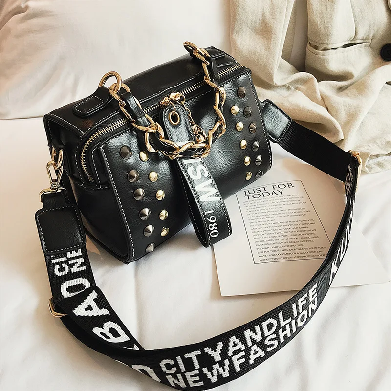 Женские Сумки из искусственной кожи на цепочке модные женские сумки с заклепками