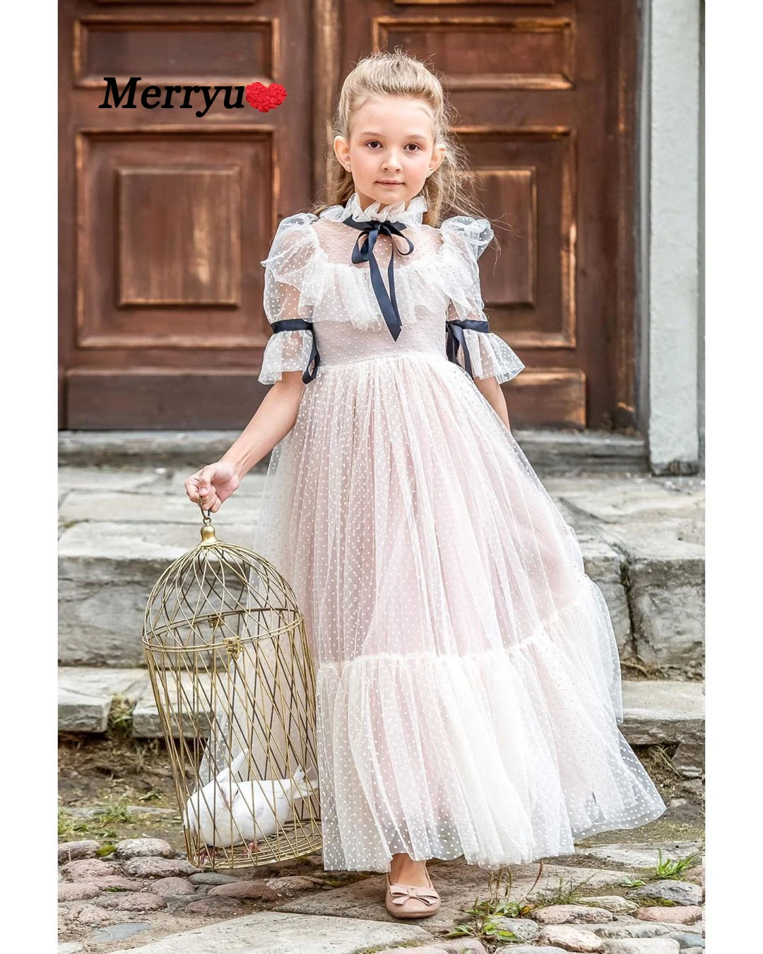 

Polka-dot Tulle Flower Girl Dresses Illusion Half Sleeves Girl Wedding Party Dress Ribbons Communion Dress Birthday New Year